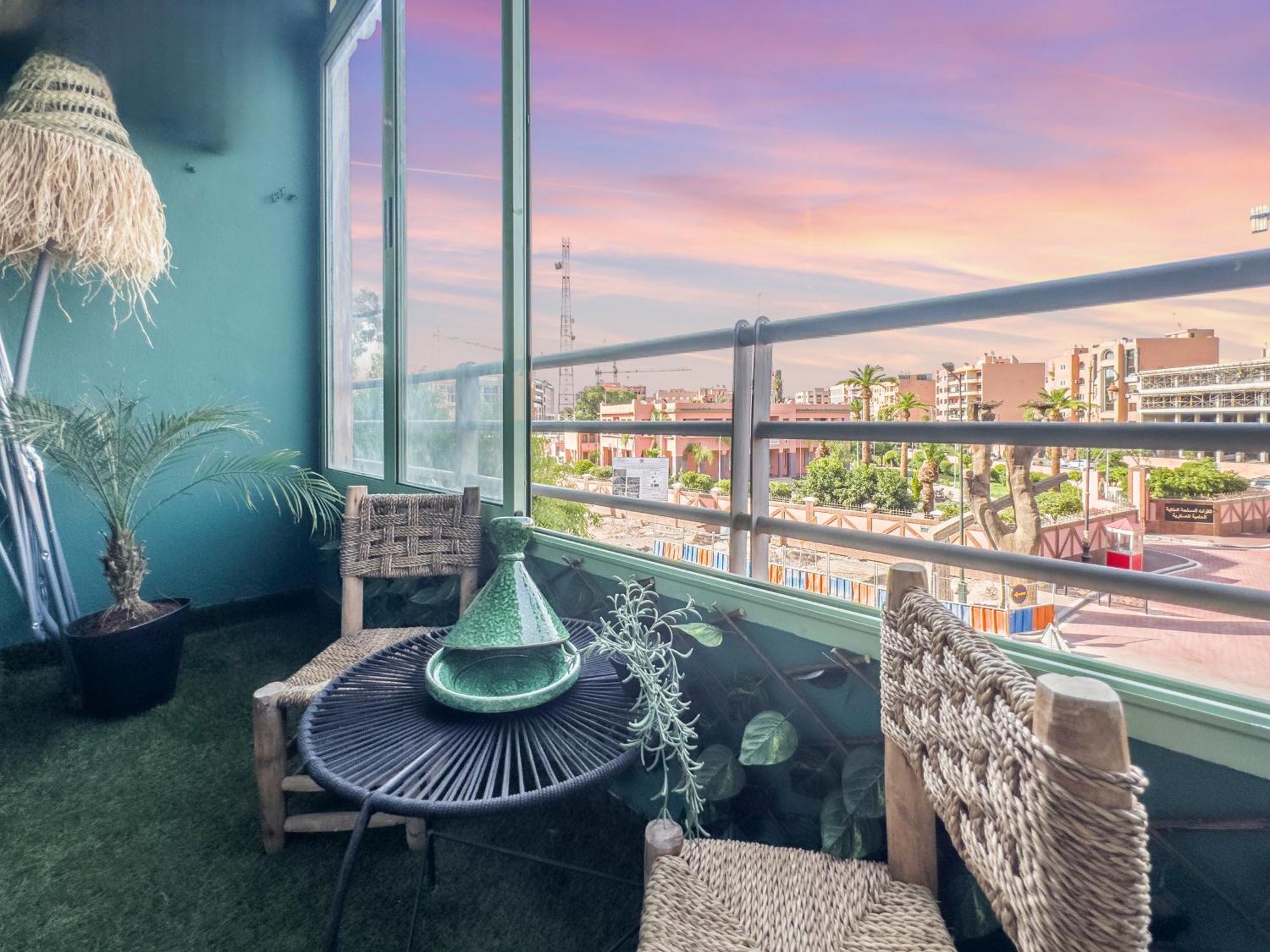 Gueliz Hypercentre 2br Appartament - Couples And Friends Apartment *